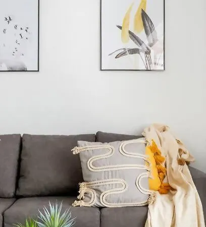 Pink La Marina - Winter By The トレビエハ