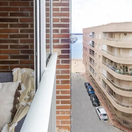 Pink La Marina - Winter By The * トレビエハ